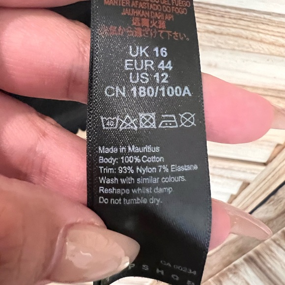 NWT Topshop Black Cami with White Lace Detail - Picture 4 of 4